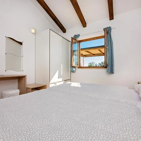 Casa Vita Muntrilj Tinjan