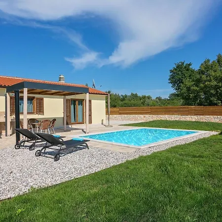 Apartament Casa Vita Muntrilj *