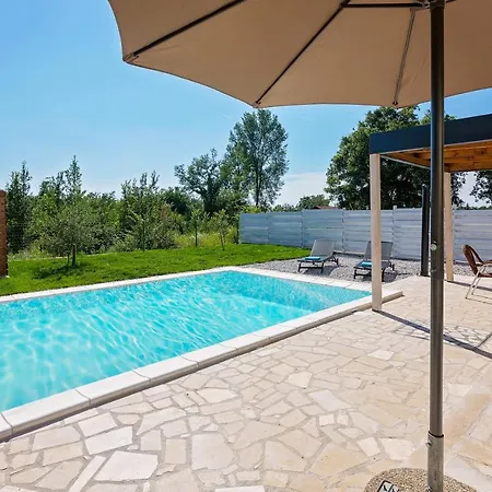 Apartament Casa Vita Muntrilj *