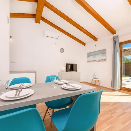 Apartament Casa Vita Muntrilj *